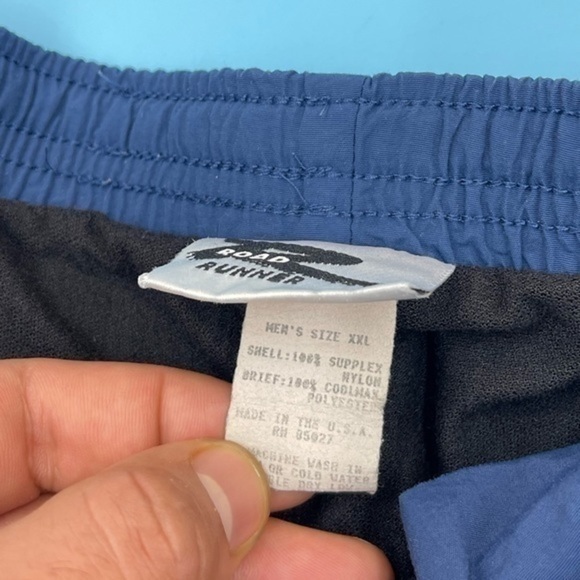 Vintage 90’s Made In USA Road Runner 5” Shorts - Picture 3 of 3